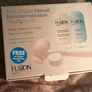 Fusion microdermabrasion resurfacing kit